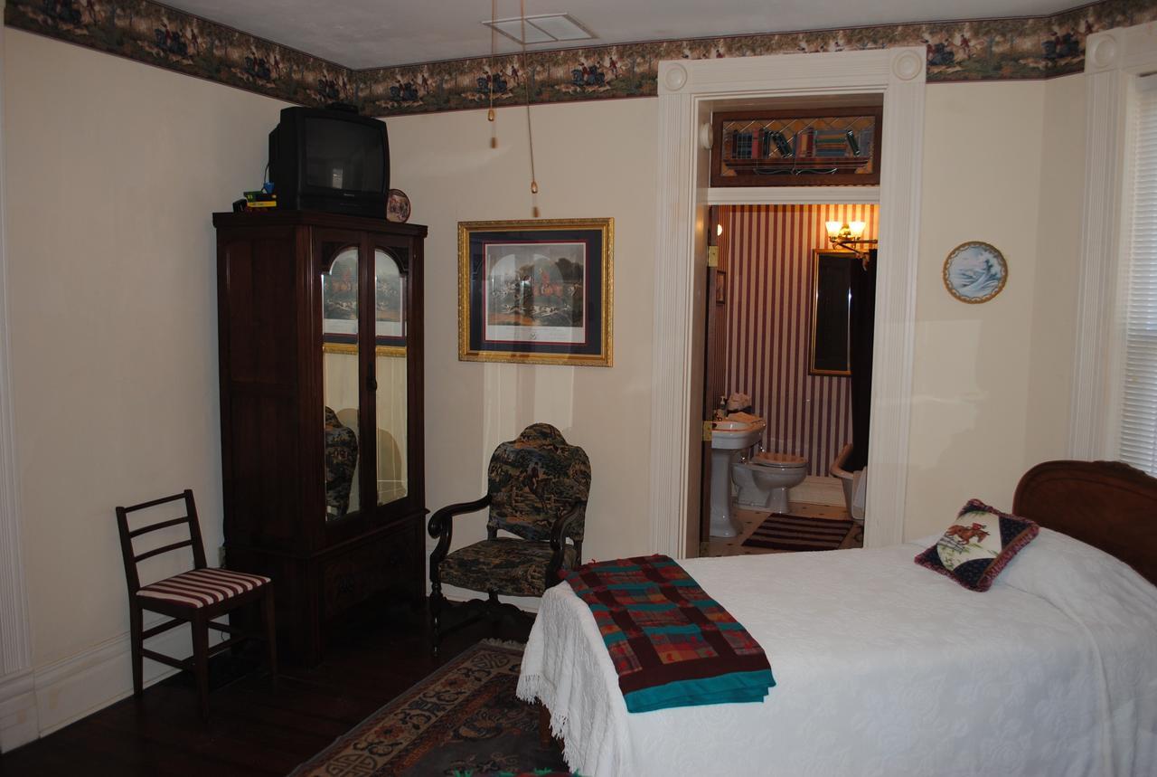 L&N Bed And Breakfast Ltd Henderson Exteriér fotografie