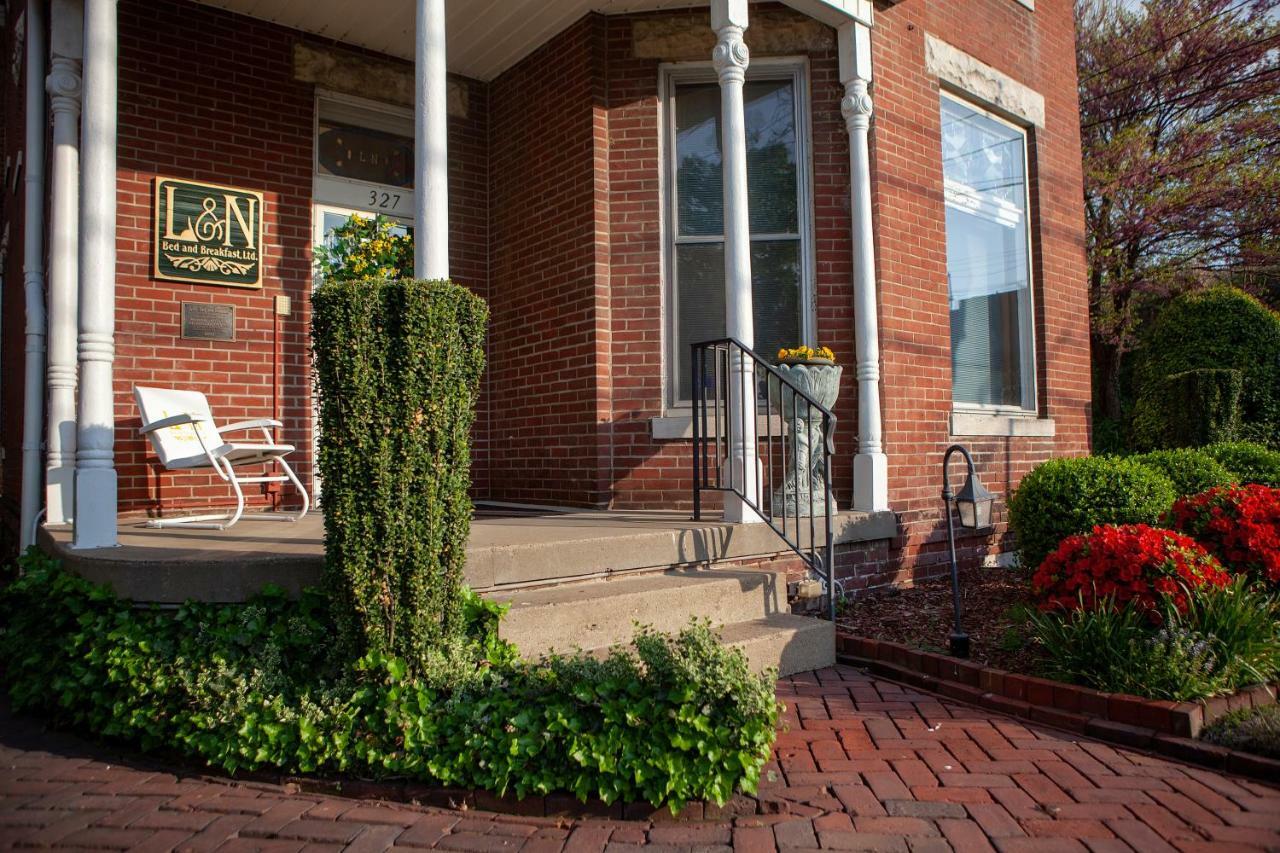 L&N Bed And Breakfast Ltd Henderson Exteriér fotografie