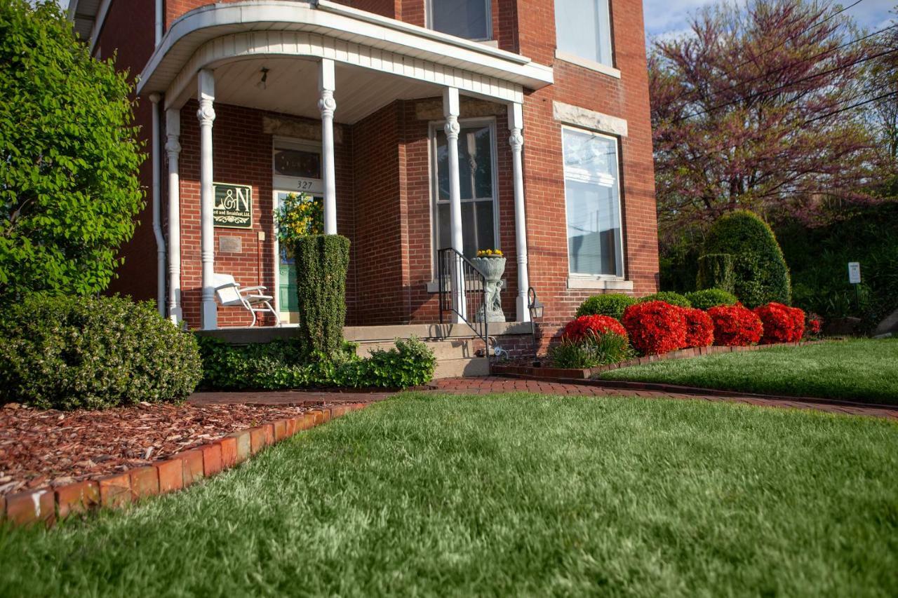 L&N Bed And Breakfast Ltd Henderson Exteriér fotografie